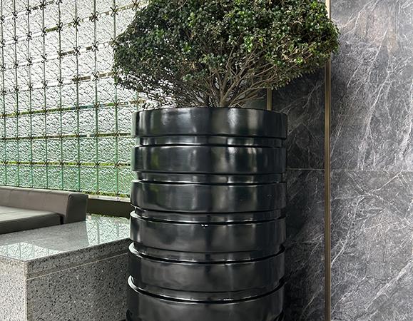 时代之城玻璃钢花箱图片